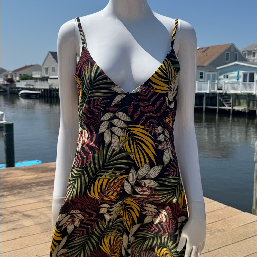 Olivaceous Multicolor Tropical Backless Dress